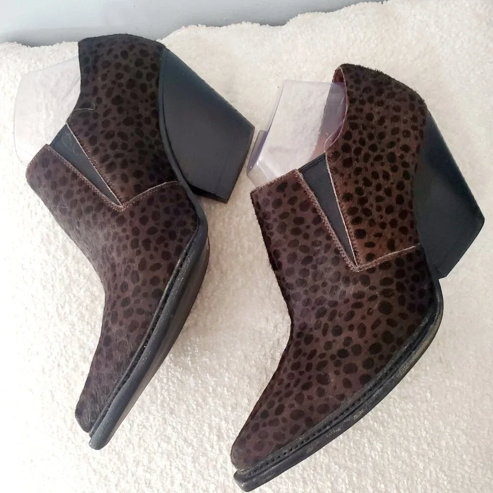 Jeffrey Campbell Leopard Pointed Toe Calf Hair Ankle Boots Size 9.5